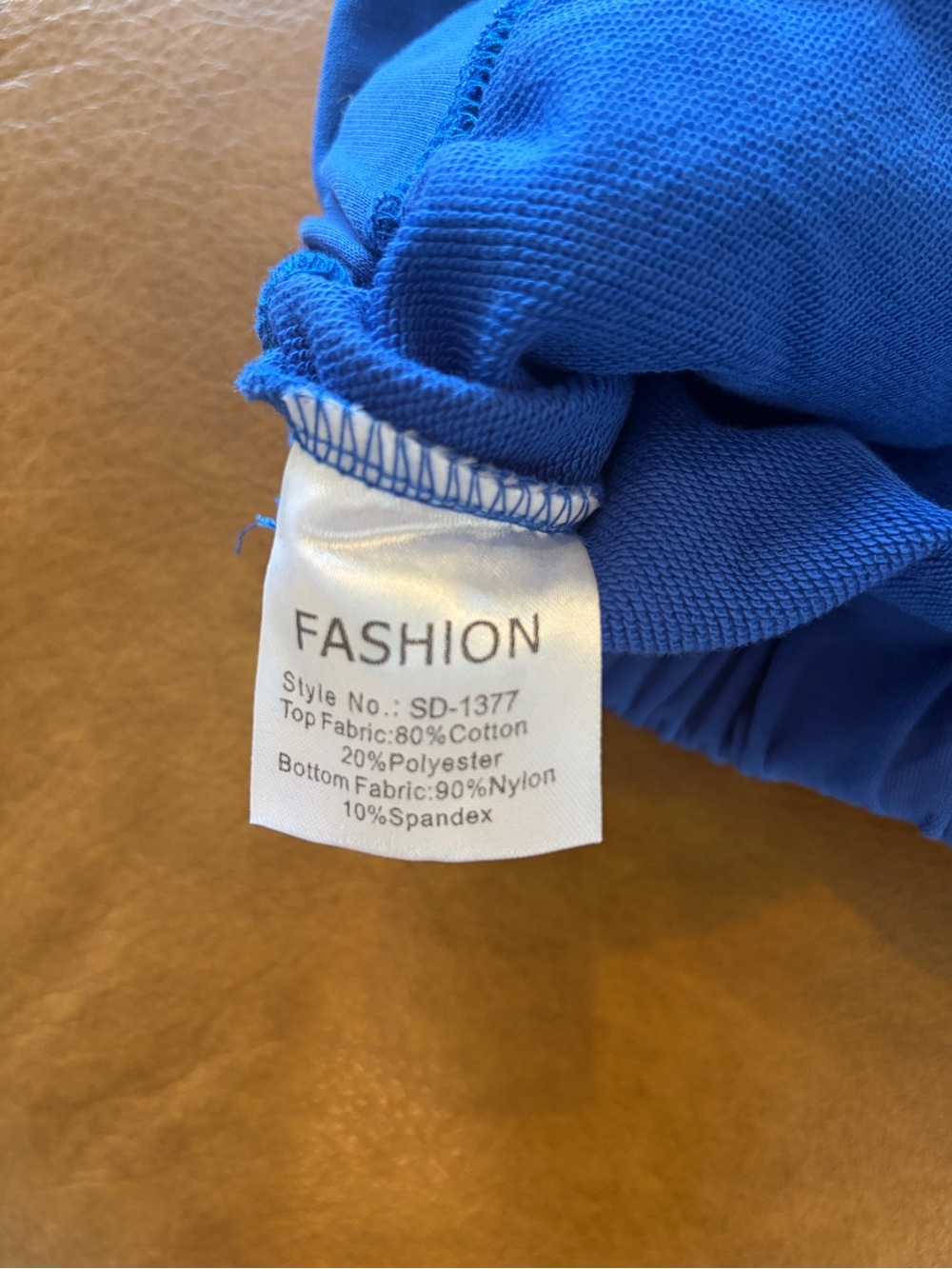 NWT Women’s Blue Pullover with White Trim - Picture 7 of 8